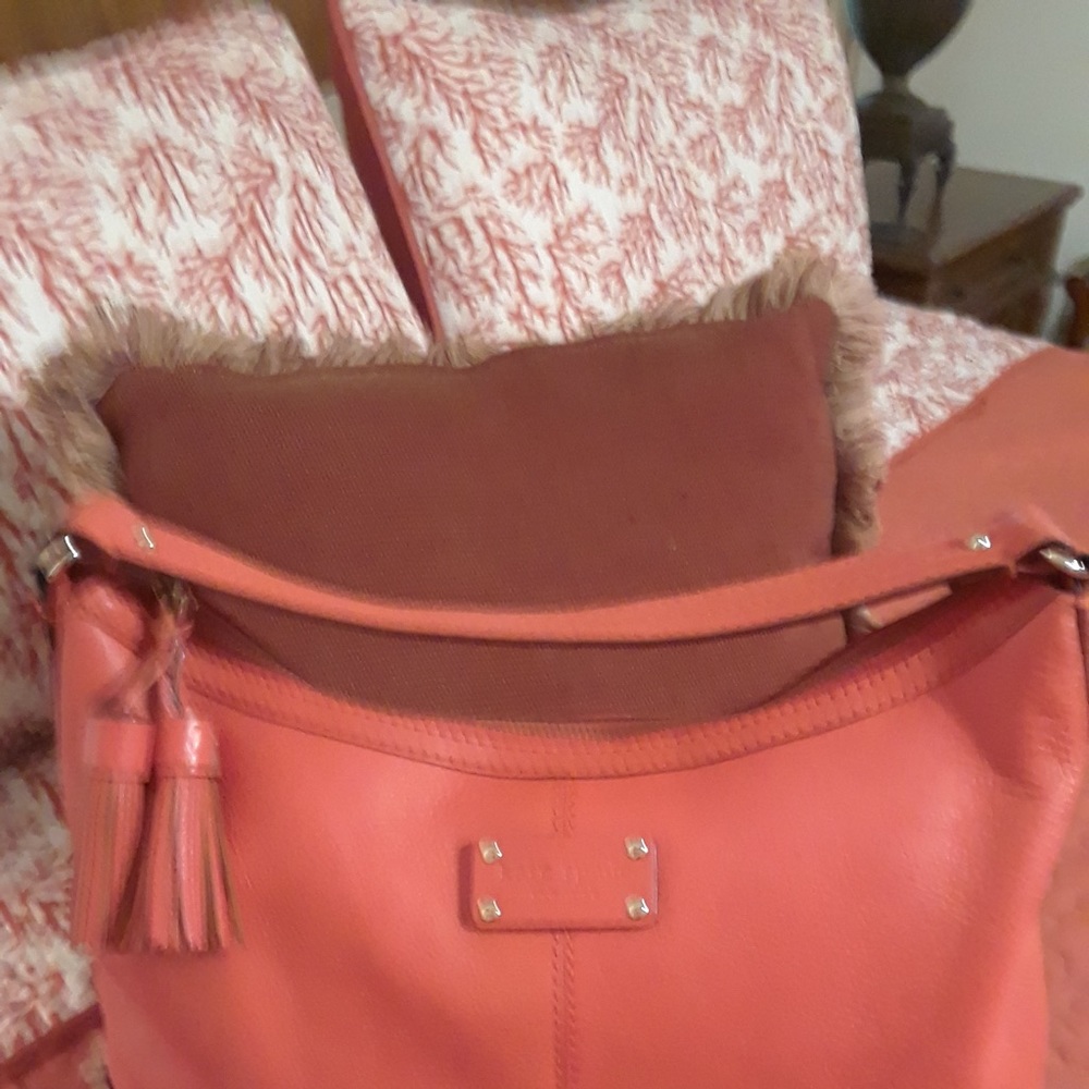 Orange hand bag like new